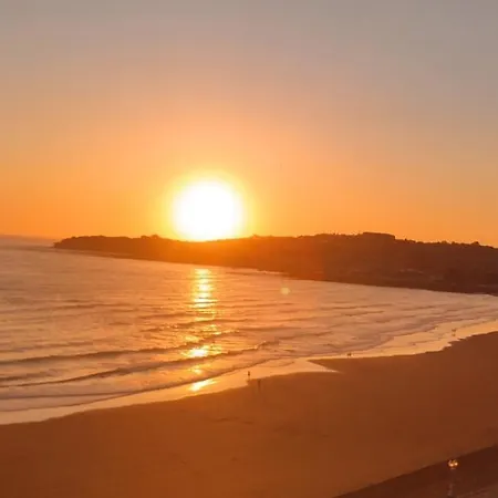Piso De Lujo En 1 Linea De Playa Y Centro De Gijon