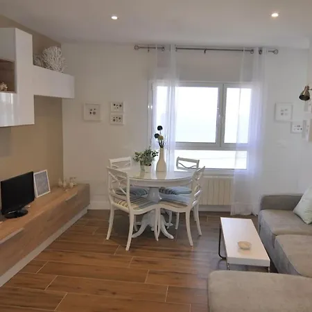 Piso De Lujo En 1 Linea De Playa Y Centro De アパート ヒホン