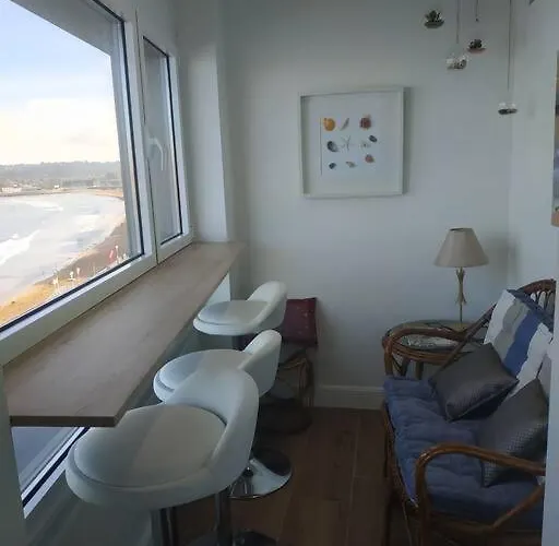 Piso De Lujo En 1 Linea De Playa Y Centro De *