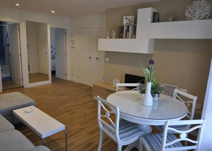 Piso De Lujo En 1 Linea De Playa Y Centro De Gijón